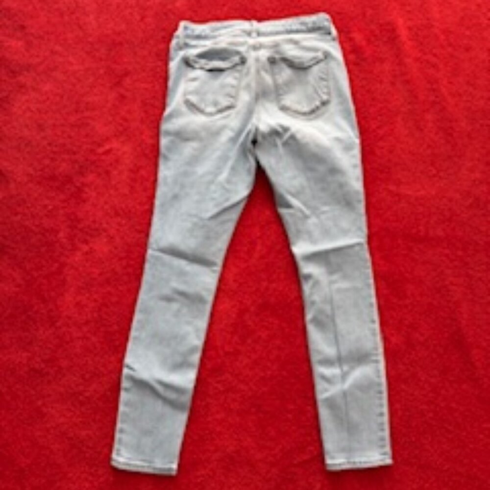 Old Navy - Light Wash Jeans - size 4